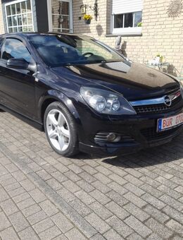 Opel Astra H GTC Turbo - Bad Wünnenberg