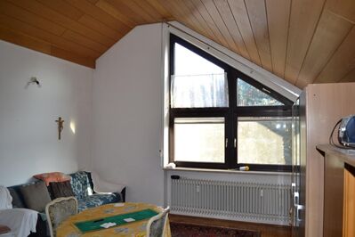 1,5.-Zimmer-Dachwohnung in Regensburg-Weichs