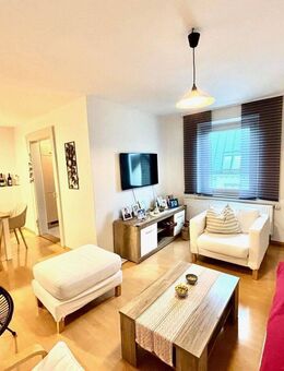 Klassische Altbauwohnung in zentraler Lage, hell und ruhig - Landshut