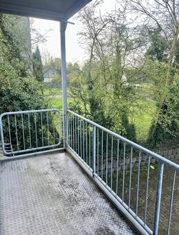 Bezugsfreies Apartment inkl. Duplex-Stellplatz in Top-Lage am Frillendorfer Platz - Essen