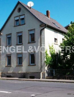Charmantes Einfamilienhaus mit Scheune und großem Gestaltungspotenzial in Werneck - Werneck