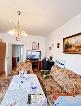 Vermietete 2-Zimmer-Wohnung mit Süd-Loggia und Fahrstuhl im Winterfeldtkiez! - Berlin