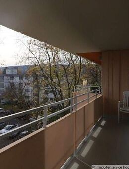 Helle 1 Zimmerwohnung mit Schwimmbad und Sauna voll möbliert - Kassel