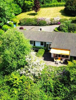 Einzigartiges Privatanwesen mit stilvoller Bungalow-Villa in Alleinlage - Gummersbach