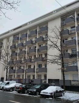 Schöne Eigentumswohnung mit Balkon in 10715 Berlin-Wilmersdorf - Berlin