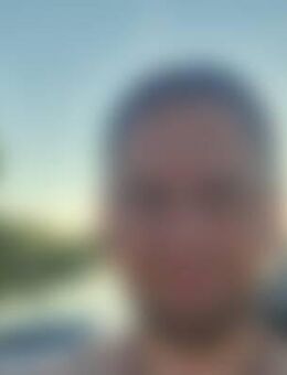 has*** - Stuhr