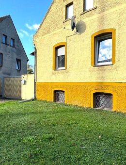 Aus alt mach neu - ruhig gelegene Doppelhaushälfte mit Ausbauchance und Gartenidylle - Zörbig