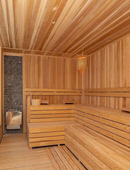 Suche Sie für Sauna oder Therme - Peine