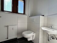 Erstbezug nach Sanierung - Großzügige 2-Raumwohnung in Zwickau-Nord inkl. EBK - Zwickau