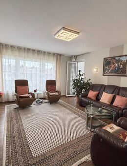 AllFa - Helle 5-Zimmer-Wohnung mit Loggia in Mönchengladbach-Wickrath! - Mönchengladbach