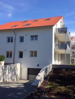 Vor den Toren Freiburgs: tolle Wohnung mit Lift - Schallstadt