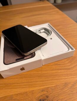 iPhone 15 Pro Max 512gb neuwertig - Kleve (Nordrhein-Westfalen)