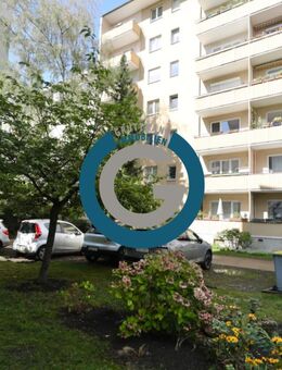 MIT LOGGIA & PARKPLATZ - PRAKTISCHES HOCHPARTERRE - GUTE INFRASTRUKTUR, BELIEBTE KIEZ-NÄHE - Berlin