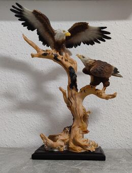Adlerfigur auf Baum Majestätisch Deutschland | Statue Dekoration Skulptur - Halle (Saale)