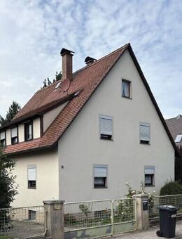 Sonniges Zweifamilienhaus mit schönem Garten - Ellingen