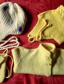 Konvolut Vintage Babykleidung aus den 50er Jahren in 57572