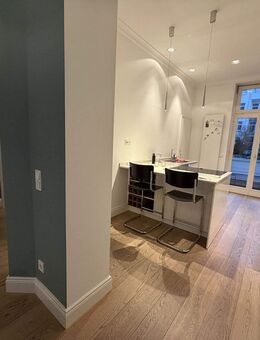 Sensation: Traumlage im Herzen der List: Einmaliges architektonisches Meisterstück, Hochparterre. - Hannover