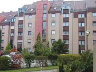 Gepflegte 2-Zimmer-DG-Wohnung mit Balkon und EBK in Nürnberg St,Peter - Nürnberg