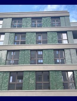 Helles, modernes Wohnen, Loggia mit Blick ins Grüne! Einbauküche, modernes Tageslichtbad, Gäste-WC - Hannover