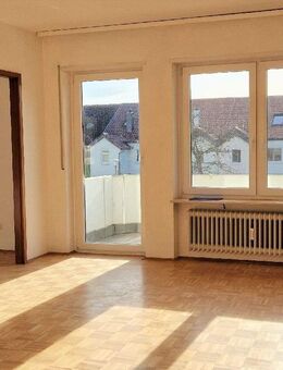 Freie 3 ZKB in Südlage, mit Garage - Mannheim