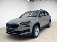 Skoda Karoq, 1.5 TSI Selection |||, Jahr 2022 - München