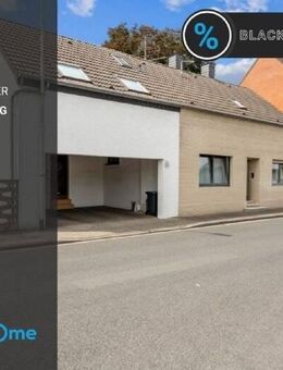 Zweifamilienhaus mit idyllischen Garten zur Selbstnutzung oder zur Vermietung in Moers - Moers