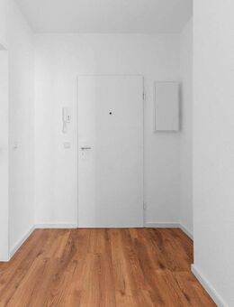 Frisch Sanierte 2-Zimmer-Wohnung mit Balkon (5,5% Rendite) - Köln