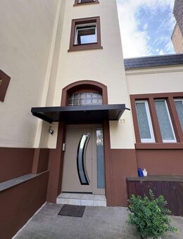 Geräumige Dachgeschosswohnung in Hagen mit modernem Flair /Ecke Pelmkestraße - Hagen (Stadt der FernUniversität)