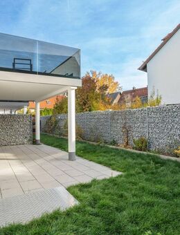 Lichtdurchflutete 3-Zi.-Designwohnung mit großer Terrasse - Erlangen