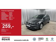 VW Golf, 1.0 TSI VII Join, Jahr 2018 - Passau