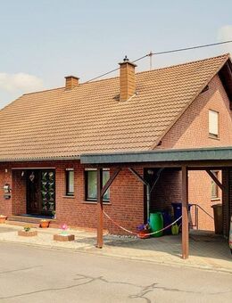 Gepflegtes Einfamilienhaus mit Einliegerwohnung in bevorzugter und stadtnaher Wohnlage - Wissen