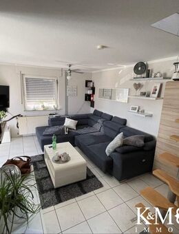 Großzügige Dachgeschosswohnung in Bell mit toller Ausstattung Whirlpool Loggia Rendite - Bell