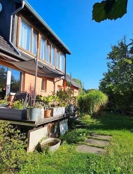2 - Raumwohnung mit Balkon, EBK und einen Carport - Stellplatz in Dresden - Bühlau - Dresden