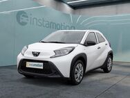 Toyota Aygo, X Basis Gepäckraumabdeckung, Jahr 2022 - München