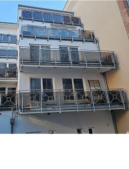 Wohn- und Geschäftshaus in der östlichen Altstadt - Rostock