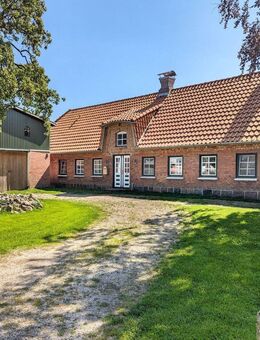 Resthof mit historischem Charme, modernem Komfort und ca. 2,4 ha Land - Esgrus