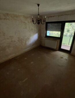 Gemütliche 2-Zimmer-Wohnung in ruhiger Lage von Baumholder - renovierungsbedürftig und gut angebunden - mietfreie Zeit bei Eigenrenovierung [HMR-O51E0 - Baumholder