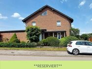 AllFa - Familienglück auf sonnigem Grundstück mit Garage und Stellplatz in Bestwohnlage, Würselen! - Würselen
