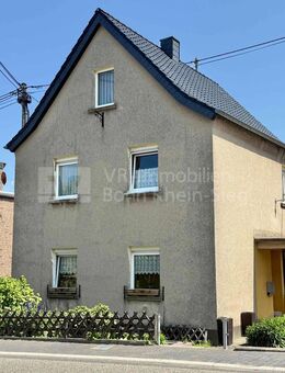 Freistehendes Einfamilienhaus mit großem Grundstück in Vettelschoß - Vettelschoß