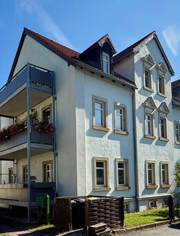 Große Familienwohnung mit 2 Balkonen und 2 Bädern und 2 Stellplätzen - Pirna