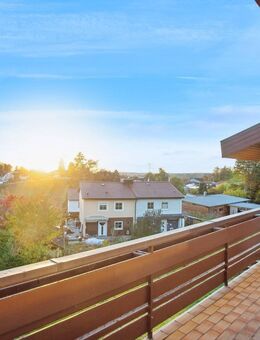 TOP ANGEBOT: SCHICKER BUNGALOW MIT EINLIEGERWOHNUNG UND GARAGE IN AUSSICHTSLAGE - Bad Griesbach (Rottal)