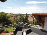 Hechingen - Lichtdurchflutete Dachgeschosswohnung mit schöner Aussicht! - Hechingen