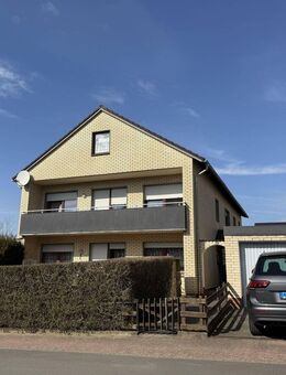 2-3 FH mit 3 Garagen in Brakel !!! - Brakel