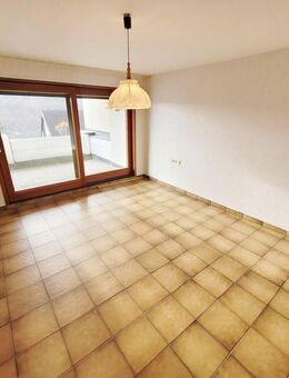 Moderne 2 Zimmer-Wohnung mit Fußbodenheizung und Balkon in Stuttgart-Rohracker! - Stuttgart