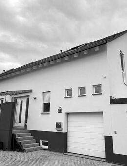 Großzügiges Einfamilienhaus in Feldrandlage - mit hochwertiger Einbauküche, Garten und PV-Anlage! - Münzenberg