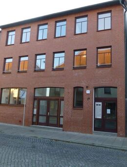 Traumhafte Zweizimmerwohnung ( Hochparterre) im Zentrum von Hagenow - Hagenow