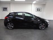 Hyundai i30 1.6 T GDI Turbo 94.000 km PDC TÜV 08/2026 - Asperg