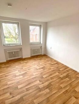 Charmante Stadtwohnung: Gemütliche 2-Zimmer-Wohnung mit Balkon in Leer - Leer (Ostfriesland)