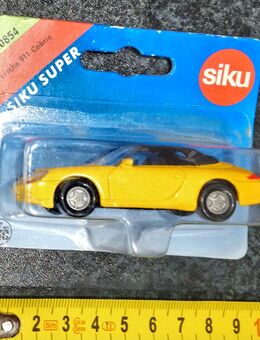 Porsche 911 Cabrio , SIKU , 0854 , OVP , " NEU " in gelb - Berlin