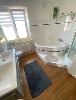Modernisiertes 1-2 Fam.-Wohnhaus mit schönem Grundstück nähe des Zentrums ** Gefplegt ** - Grafenwöhr